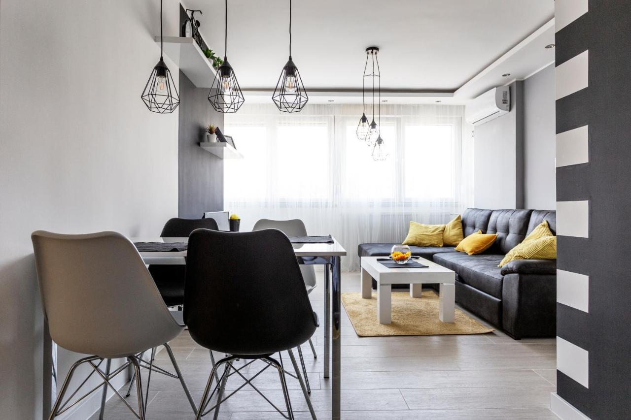 Park Apartment Novi Sad Eksteriør billede