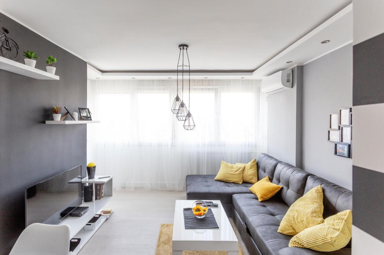 Park Apartment Novi Sad Eksteriør billede