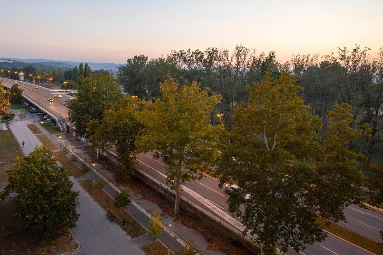 Park Apartment Novi Sad Eksteriør billede